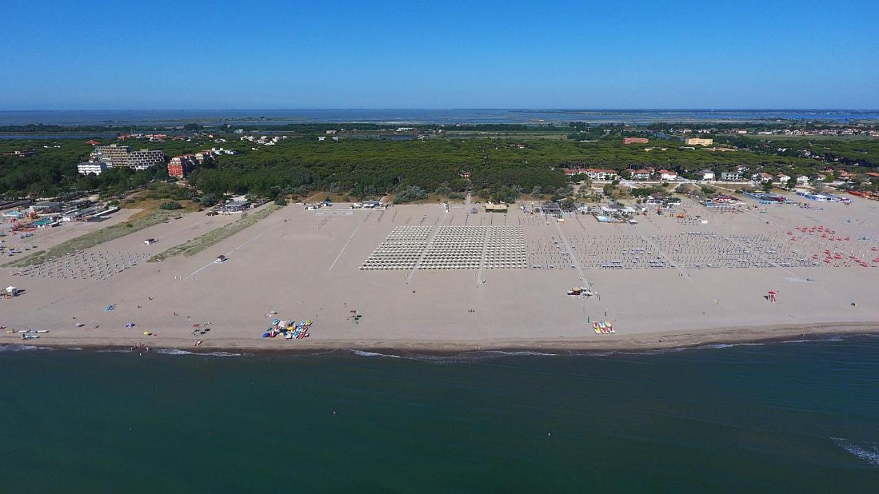 Albatross Mobile Homes On Camping Mare E Pineta Llido Degli Estensi Kültér fotó